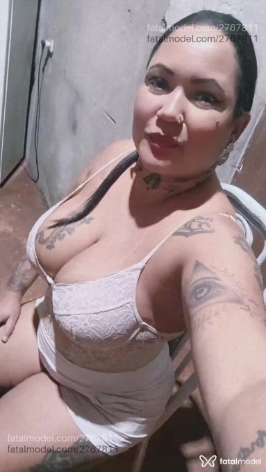 Acompanhante mulher com cabelo castanho de olhos cinza em Cassilândia Acompanhante mulher com cabelo castanho de olhos cinza em Cassilândia - Kellynha Reys