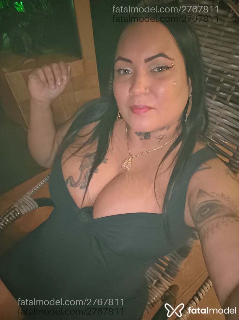 Acompanhante mulher com cabelo castanho de olhos cinza em Cassilândia Acompanhante mulher com cabelo castanho de olhos cinza em Cassilândia - Kellynha Reys