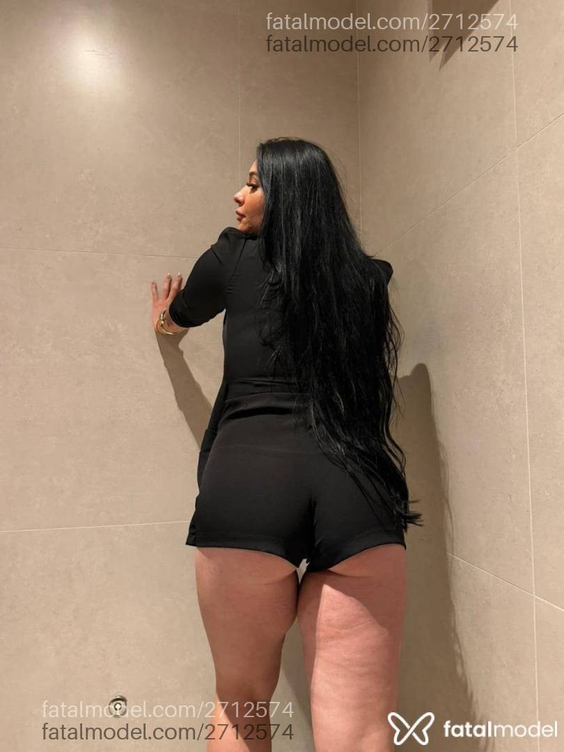 Acompanhante mulher morena (o) de olhos castanhos em São Paulo - Bella