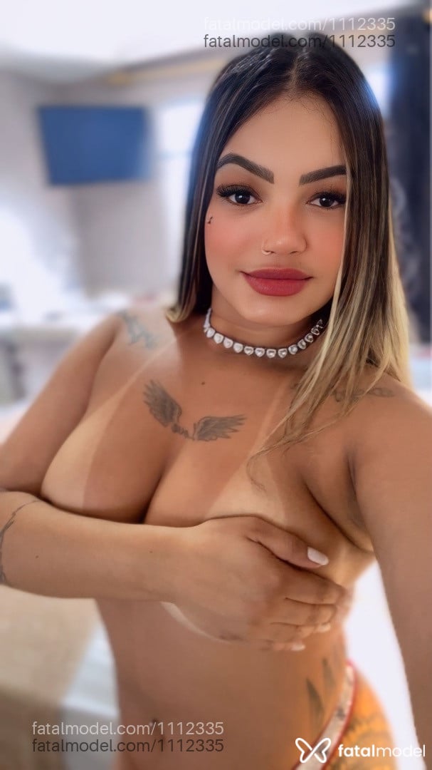 Acompanhante mulher loira (o) de olhos pretos em Brasília Acompanhante mulher loira (o) de olhos pretos em Brasília - Milena
