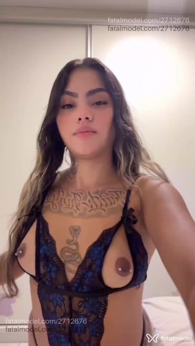 Acompanhante mulher loira (o) de olhos pretos - Isabela Acompanhante mulher loira (o) de olhos pretos - Isabela