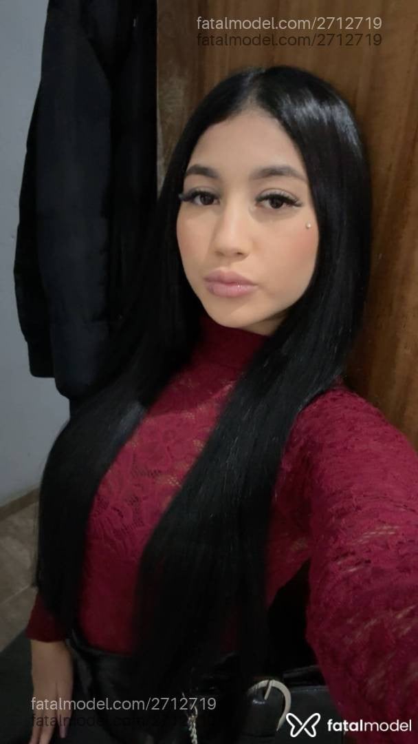 Acompanhante mulher morena (o) de olhos castanhos - Tifanny