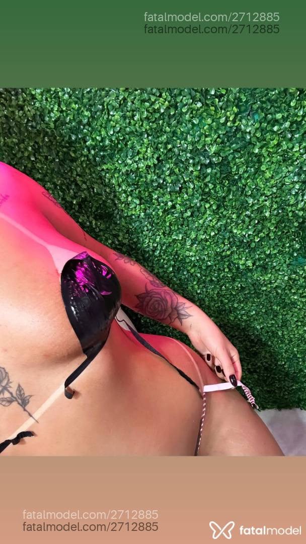 Acompanhante mulher morena (o) de olhos castanhos - Amanda