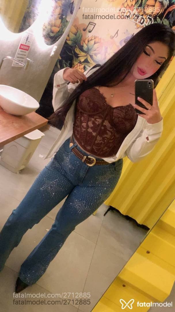 Acompanhante mulher morena (o) de olhos castanhos em Santiago - Amanda