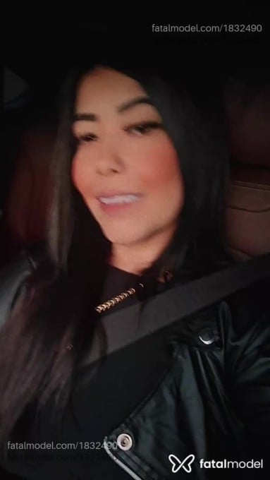 Acompanhante mulher morena (o) de olhos castanhos em Curitiba - Morena