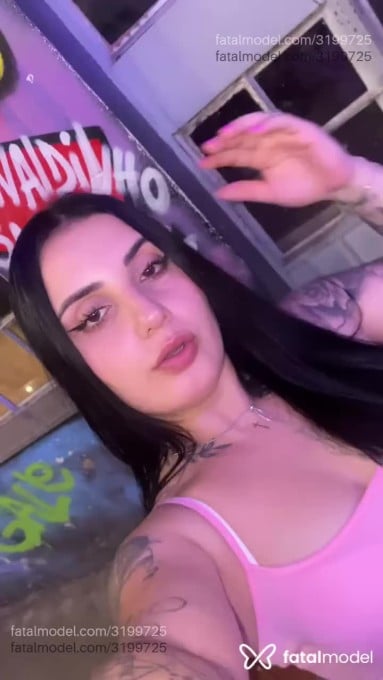 Acompanhante mulher morena (o) de olhos castanhos - Ayla Kitty