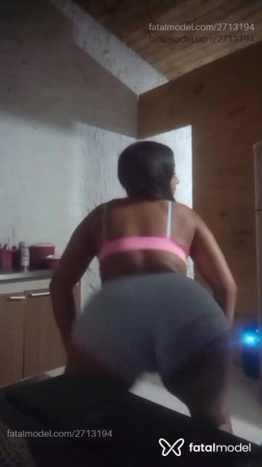 Acompanhante mulher morena (o) de olhos pretos em União da Vitória Acompanhante mulher morena (o) de olhos pretos em União da Vitória - Larissa