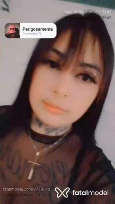 Acompanhante mulher morena (o) de olhos mel em Esteio Acompanhante mulher morena (o) de olhos mel em Esteio - Morena
