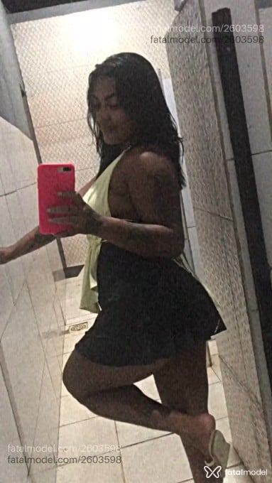 Acompanhante mulher morena (o) de olhos pretos em Porto Velho - Morenafc