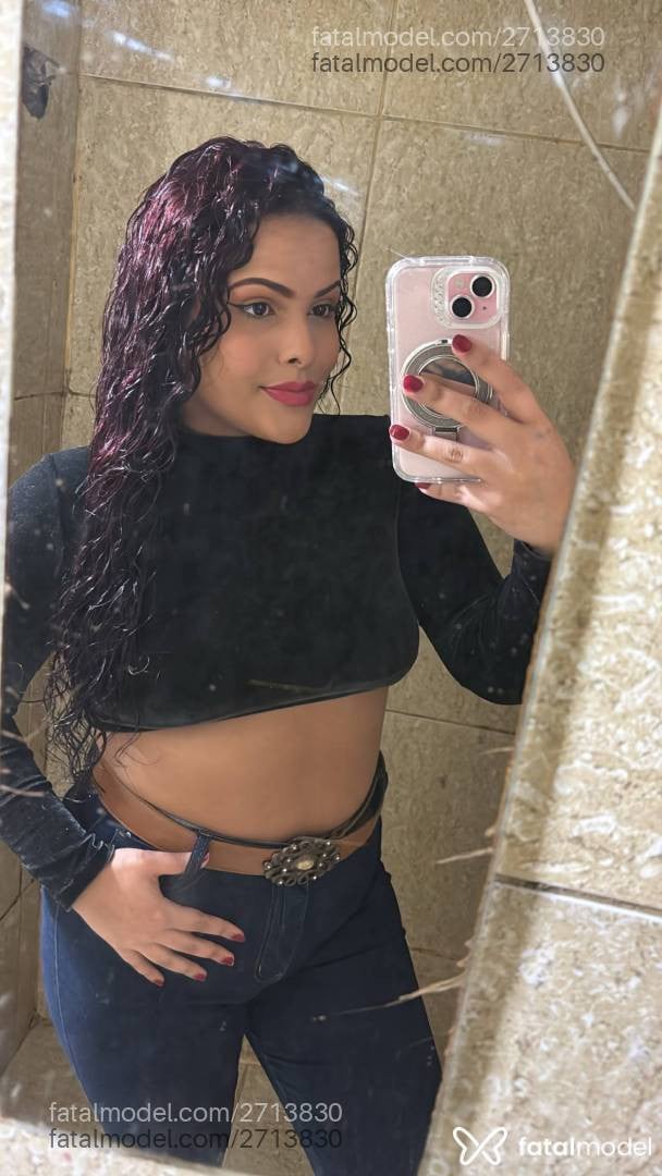 Acompanhante mulher ruiva (o) de olhos pretos em Marília Acompanhante mulher ruiva (o) de olhos pretos em Marília - Sophi