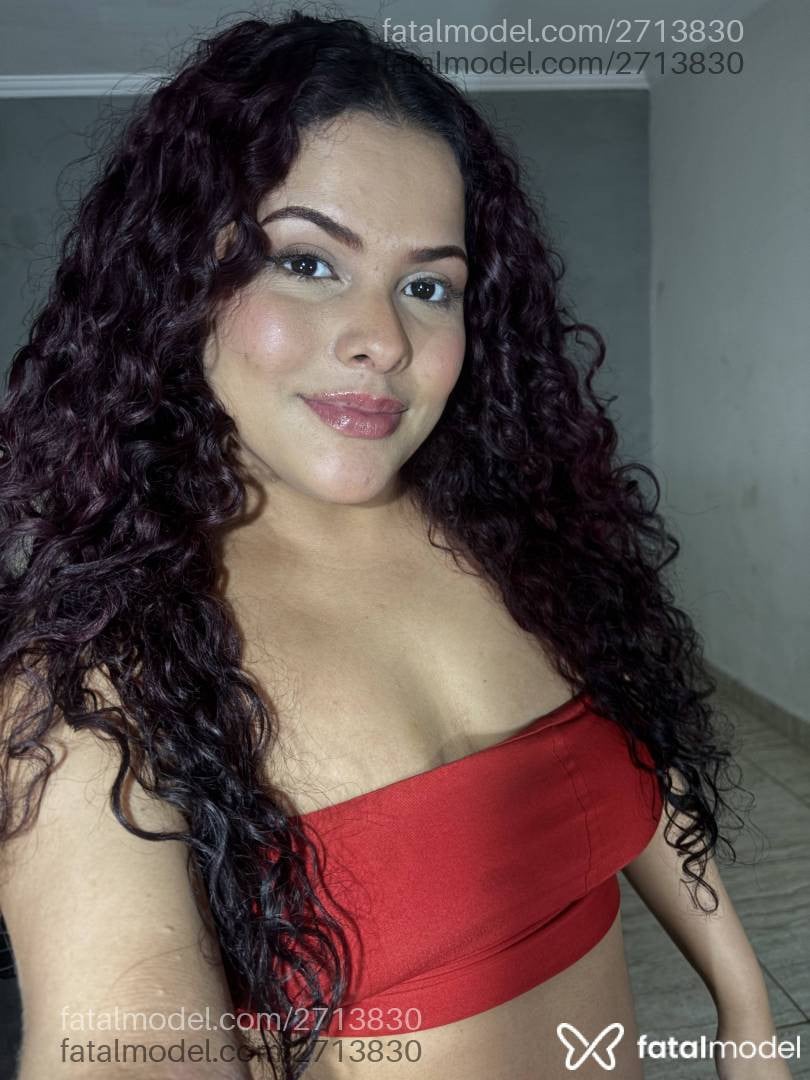 Acompanhante mulher ruiva (o) de olhos pretos em Marília - Sophi