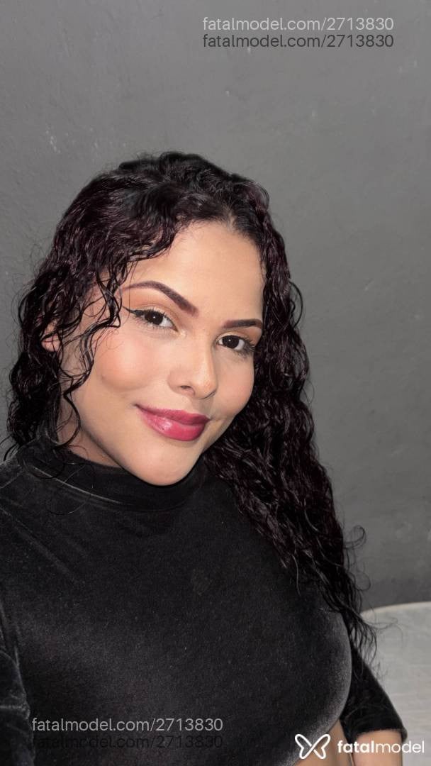 Acompanhante mulher ruiva (o) de olhos pretos em Marília Acompanhante mulher ruiva (o) de olhos pretos em Marília - Sophi