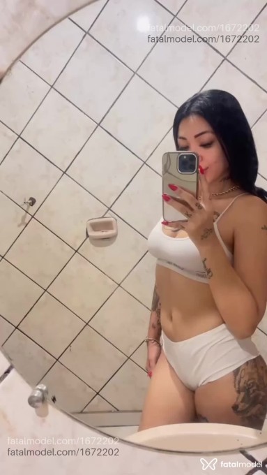 Acompanhante mulher morena (o) de olhos verdes em Pontes e Lacerda Acompanhante mulher morena (o) de olhos verdes em Pontes e Lacerda - ímola