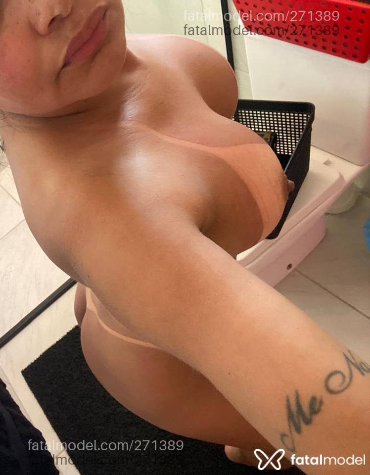 Acompanhante mulher morena (o) de olhos verdes em São José - Dani ventura