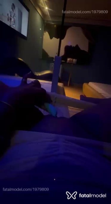 Acompanhante mulher com cabelo castanho de olhos mel em Teófilo Otoni - Danny Novais