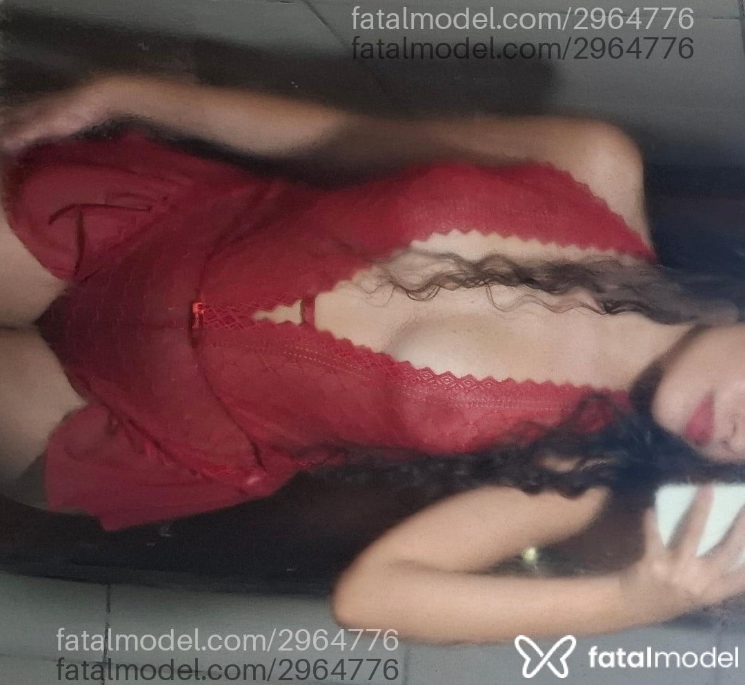 Acompanhante mulher com cabelo castanho de olhos castanhos em Belo Horizonte - Gabriela