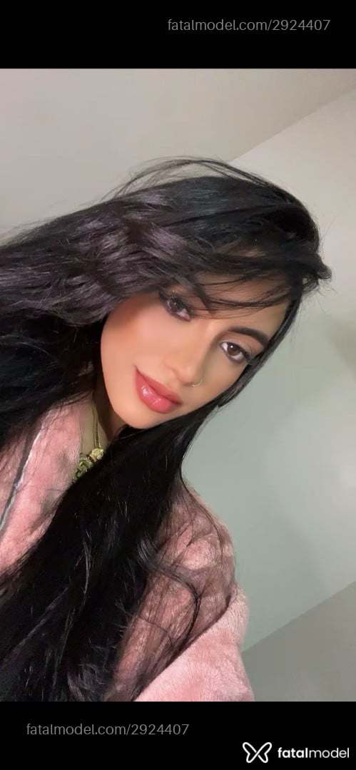 Acompanhante mulher morena (o) de olhos castanhos em São Paulo Acompanhante mulher morena (o) de olhos castanhos em São Paulo - Gabriella