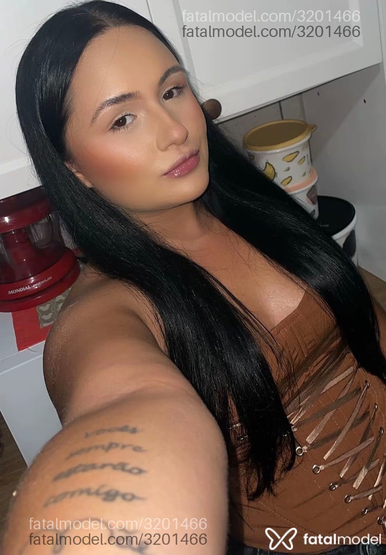 Acompanhante mulher morena (o) de olhos castanhos em São Paulo - Borges