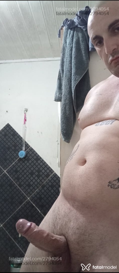 Acompanhante homem morena (o) de olhos verdes - Leonardo