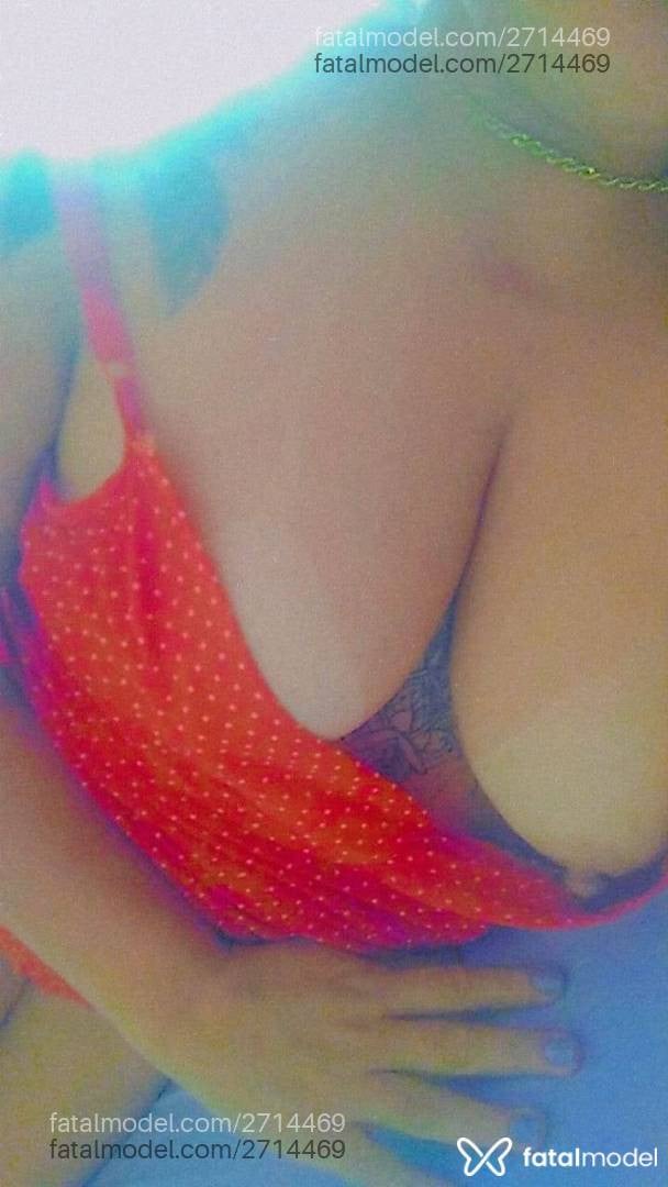 Acompanhante mulher morena (o) de olhos castanhos - Bruninha