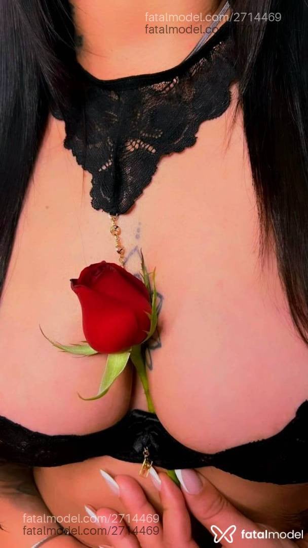 Acompanhante mulher morena (o) de olhos castanhos - Geovana Mendes