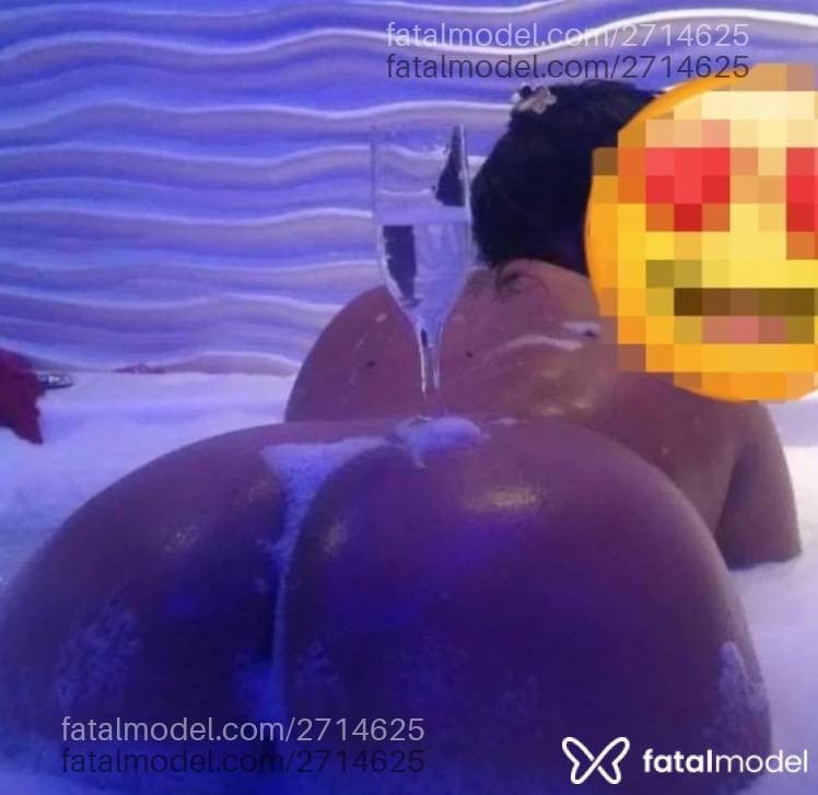 Acompanhante mulher morena (o) de olhos castanhos - Nicole Peixotto