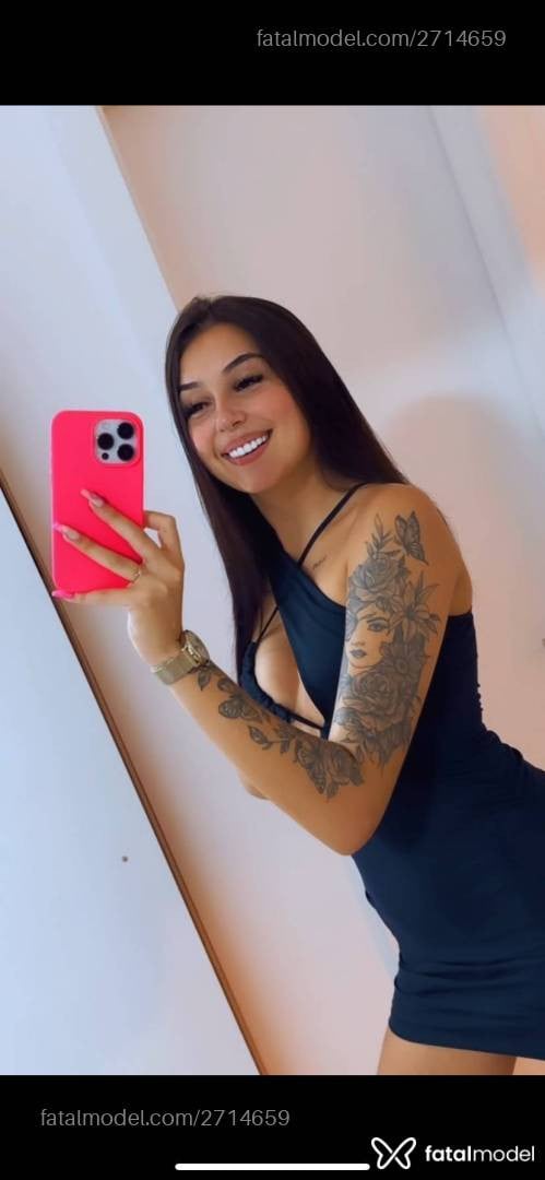 Acompanhante mulher com cabelo castanho de olhos castanhos em Sapezal - ágata Meireles