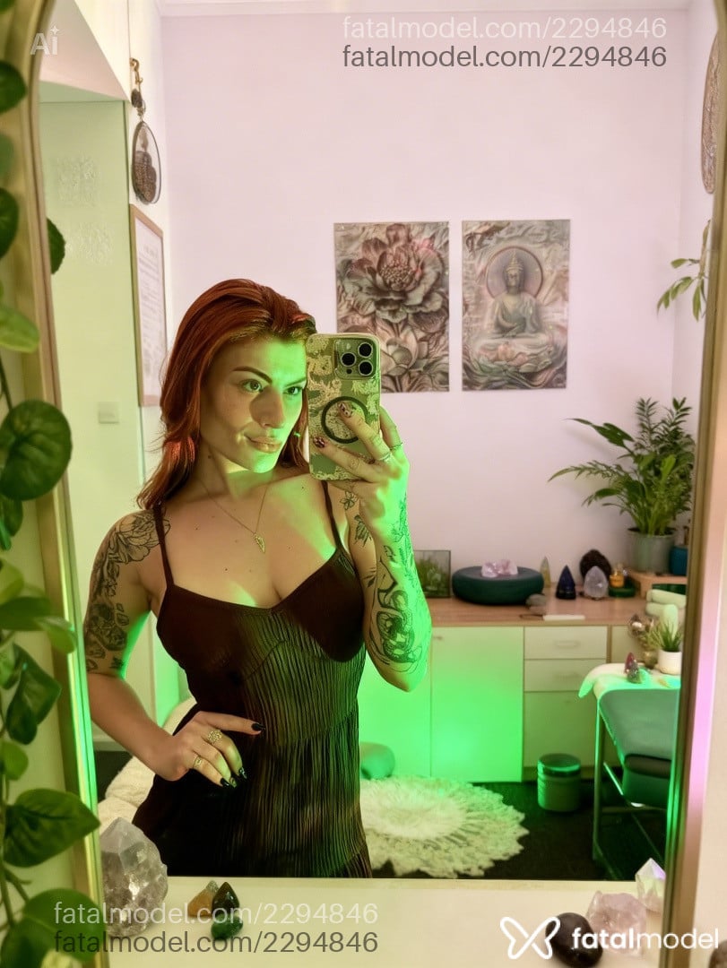 Acompanhante mulher ruiva (o) de olhos mel em Curitiba - Angelie