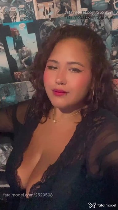 Acompanhante mulher morena (o) de olhos castanhos em Rio de Janeiro - Lia Silvestre