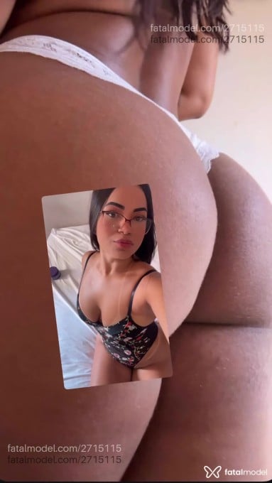 Acompanhante mulher morena (o) de olhos castanhos em Belo Horizonte - Camila Campos