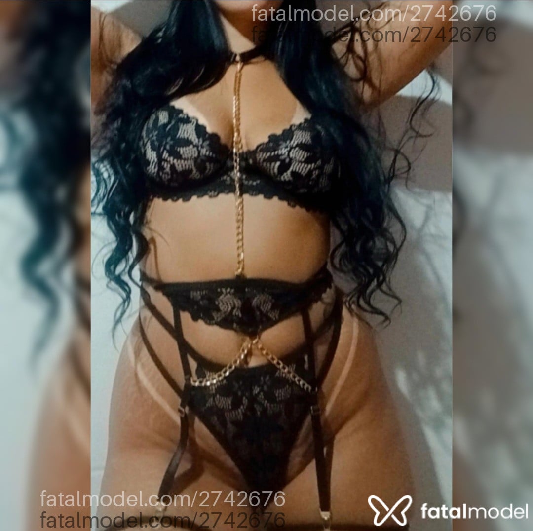 Acompanhante mulher morena (o) de olhos castanhos em São José do Rio Preto - Juliana