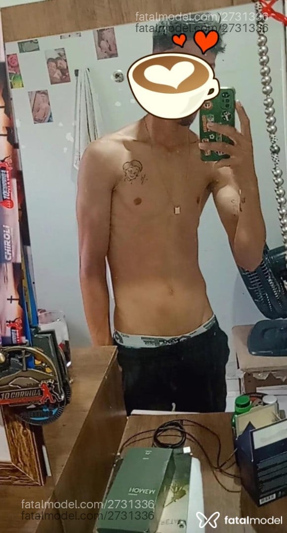 Acompanhante homem com cabelo castanho de olhos castanhos em Juína Acompanhante homem com cabelo castanho de olhos castanhos em Juína - Alemão