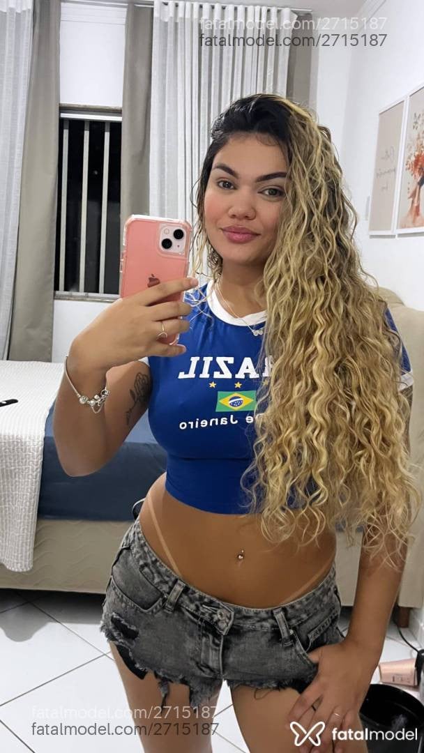 Acompanhante mulher loira (o) de olhos castanhos em São Mateus - Sheron