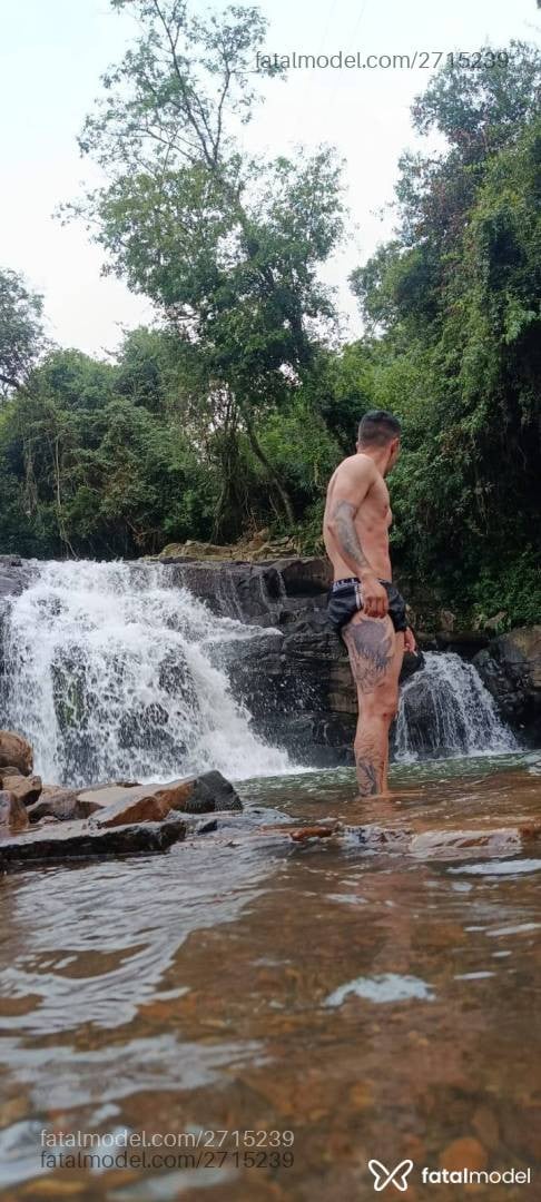 Acompanhante homem morena (o) de olhos verdes em Passo Fundo - Léo Muzi