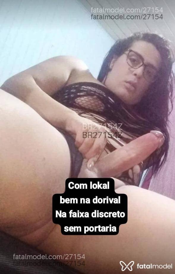 Acompanhante mulher trans morena (o) de olhos castanhos - Larissa Anaconda