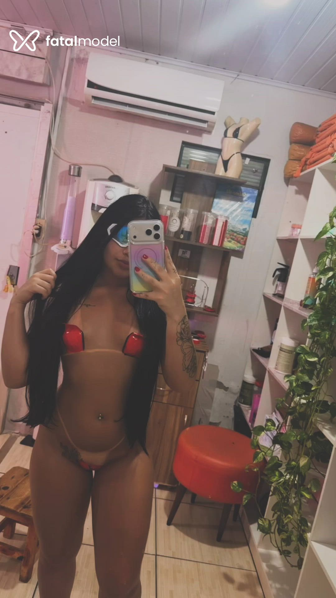 Acompanhante mulher morena (o) de olhos castanhos - Yasmin Brandão Acompanhante mulher morena (o) de olhos castanhos - Yasmin Brandão