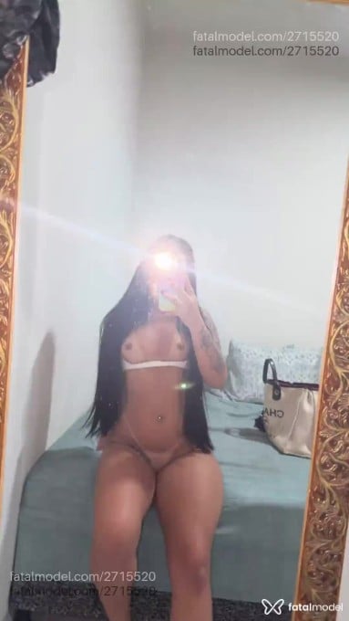 Acompanhante mulher morena (o) de olhos castanhos - Yasmin Brandão Acompanhante mulher morena (o) de olhos castanhos - Yasmin Brandão