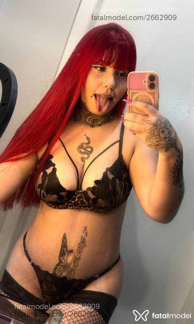 Acompanhante mulher ruiva (o) de olhos mel em Curitiba - Larissa Freitasz