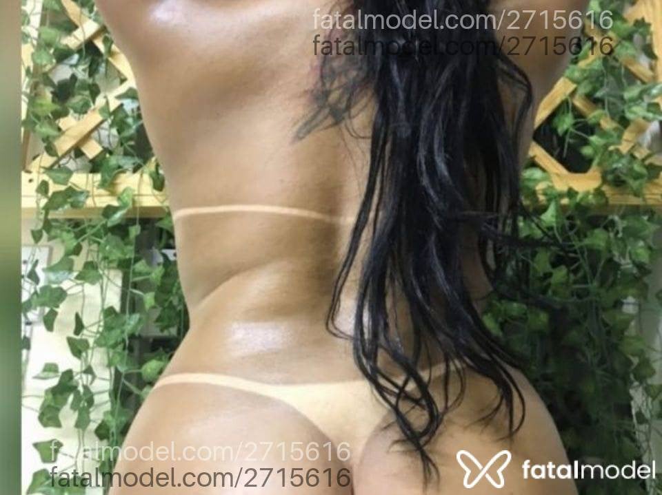 Acompanhante mulher morena (o) de olhos castanhos em Capelinha - Júlia