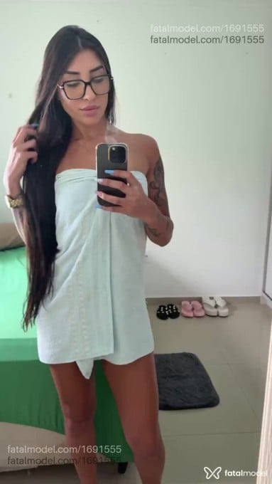Acompanhante mulher morena (o) de olhos castanhos em Palhoça - Lola Fortkamp