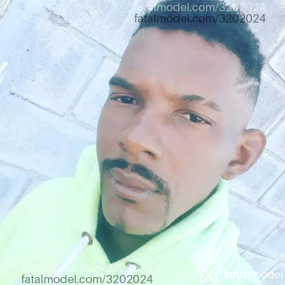Acompanhante homem morena (o) de olhos castanhos em Uberlândia - Danyllo