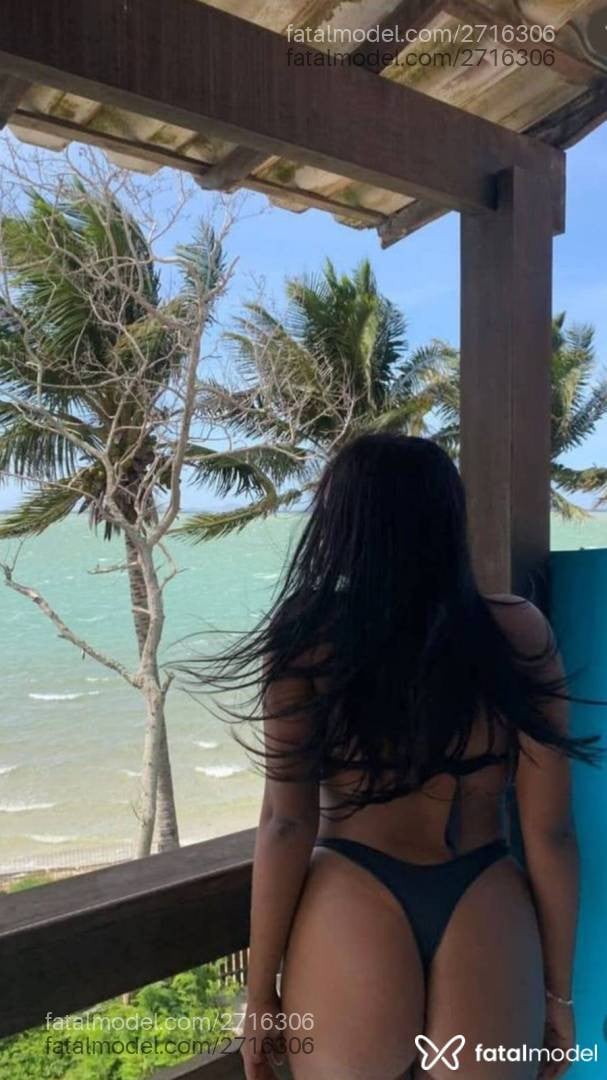 Acompanhante mulher morena (o) de olhos pretos em Rio das Ostras - Maluzinha