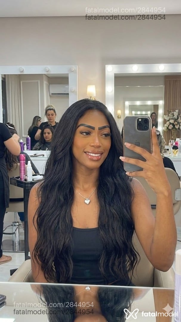 Acompanhante mulher com cabelo castanho de olhos castanhos em Rio de Janeiro - Kayla