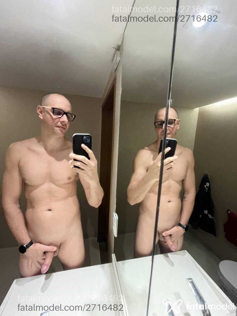 Acompanhante homem com cabelo castanho de olhos castanhos em Florianópolis - Rodolfo