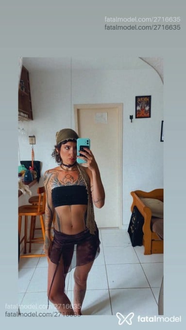 Acompanhante mulher morena (o) de olhos mel em Rio de Janeiro - Triix