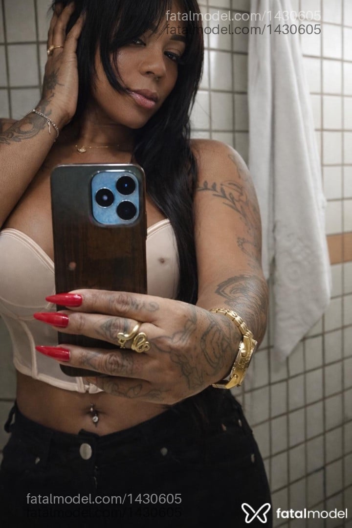 Acompanhante mulher morena (o) de olhos castanhos em Rio de Janeiro - Gaby Ferraz