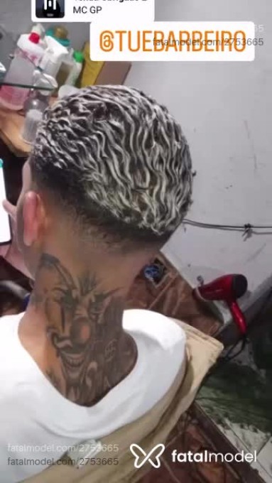 Acompanhante homem com cabelo castanho de olhos castanhos em São Paulo - Romeu