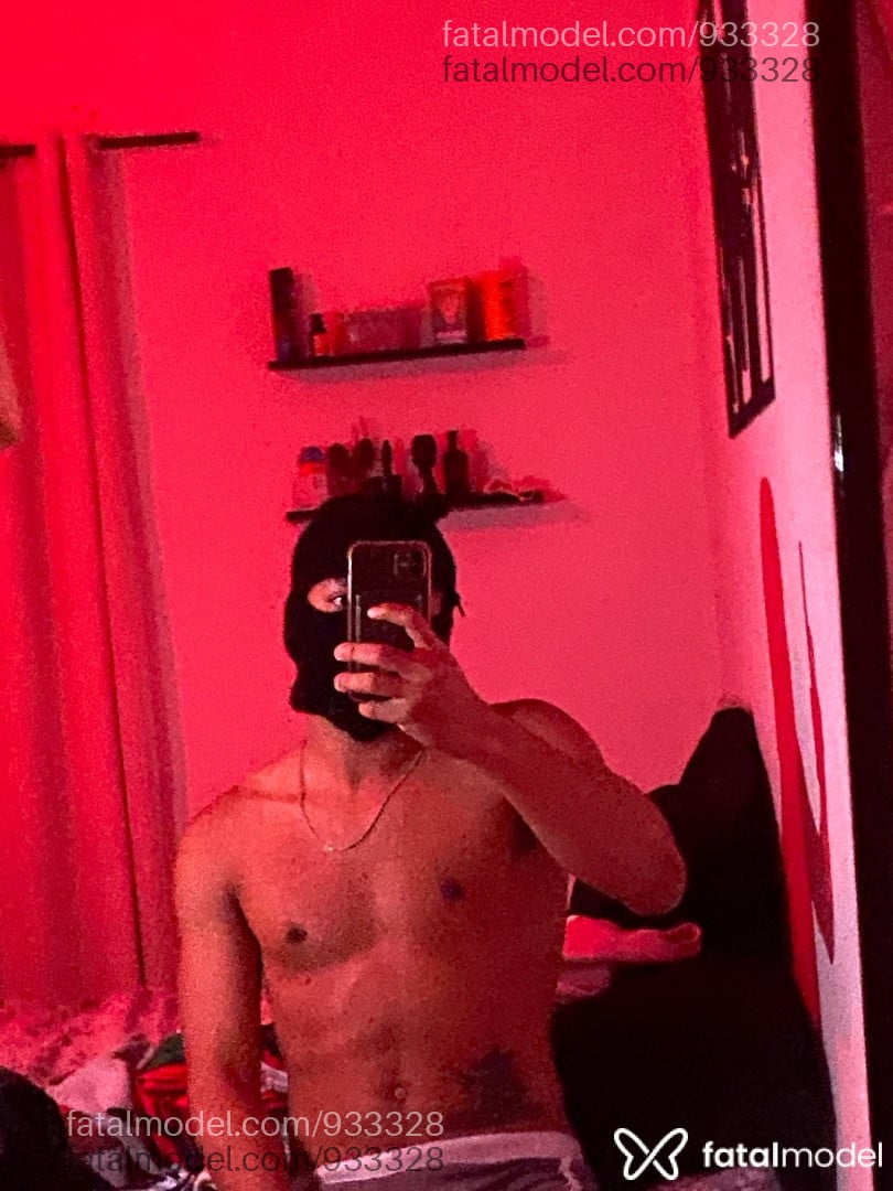 Acompanhante homem morena (o) de olhos castanhos em Rio de Janeiro - GaludãoPuto