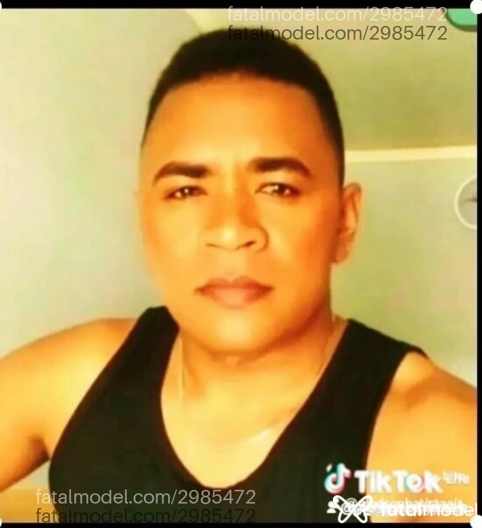 Acompanhante homem morena (o) de olhos castanhos em Virtual - Gledson