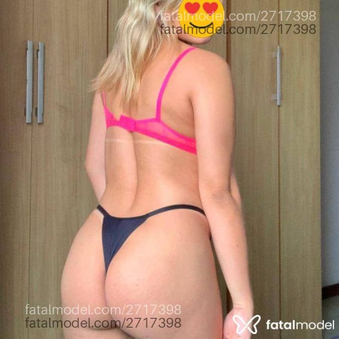 Acompanhante mulher loira (o) de olhos castanhos em São José Acompanhante mulher loira (o) de olhos castanhos em São José - Talita